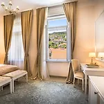 Bellevue - By Liburnia &