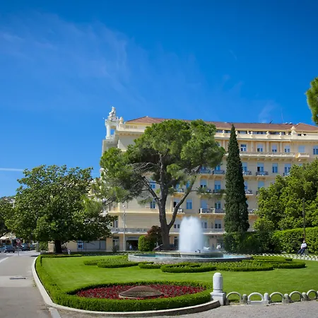 Bellevue - By Liburnia & Opatija
