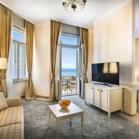 Bellevue - Liburnia オパティヤ