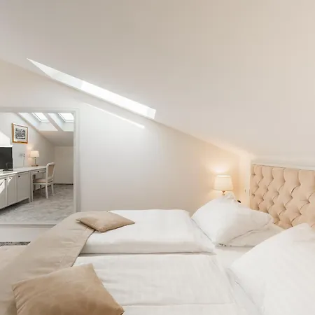 Bellevue - By Liburnia & 오파티아