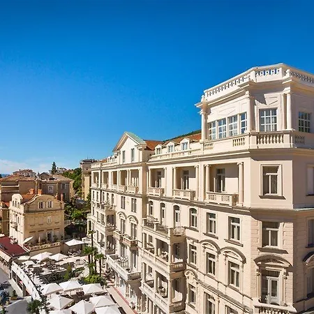 Bellevue - By Liburnia & Opatija