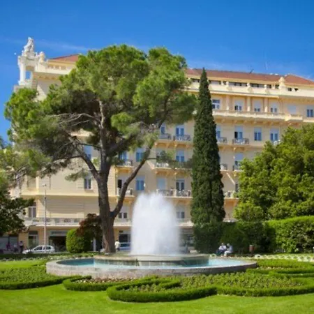 Hotel Bellevue - Liburnia
